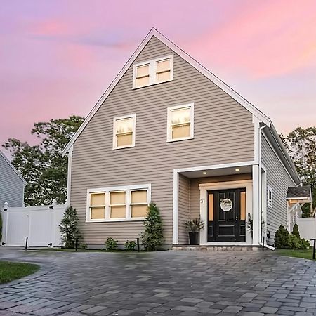 Renovated & Sophisticated Home Near Beach & Shops! Barnstable Exterior photo