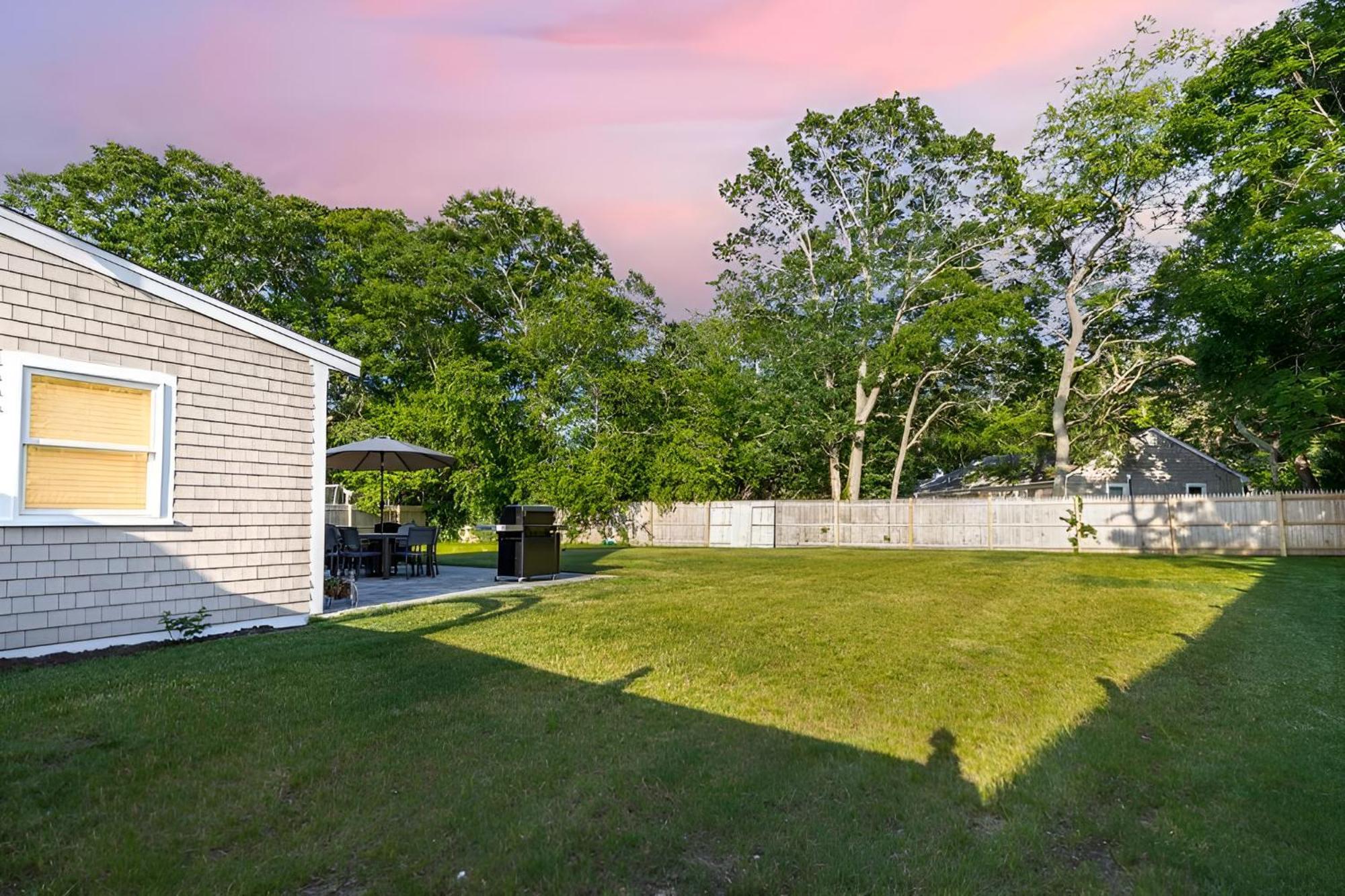 Renovated & Sophisticated Home Near Beach & Shops! Barnstable Exterior photo